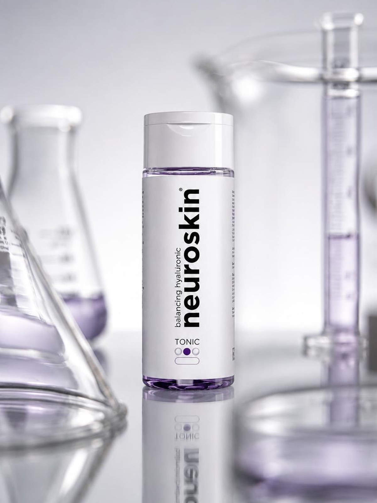 Средство neuroskin во флаконе